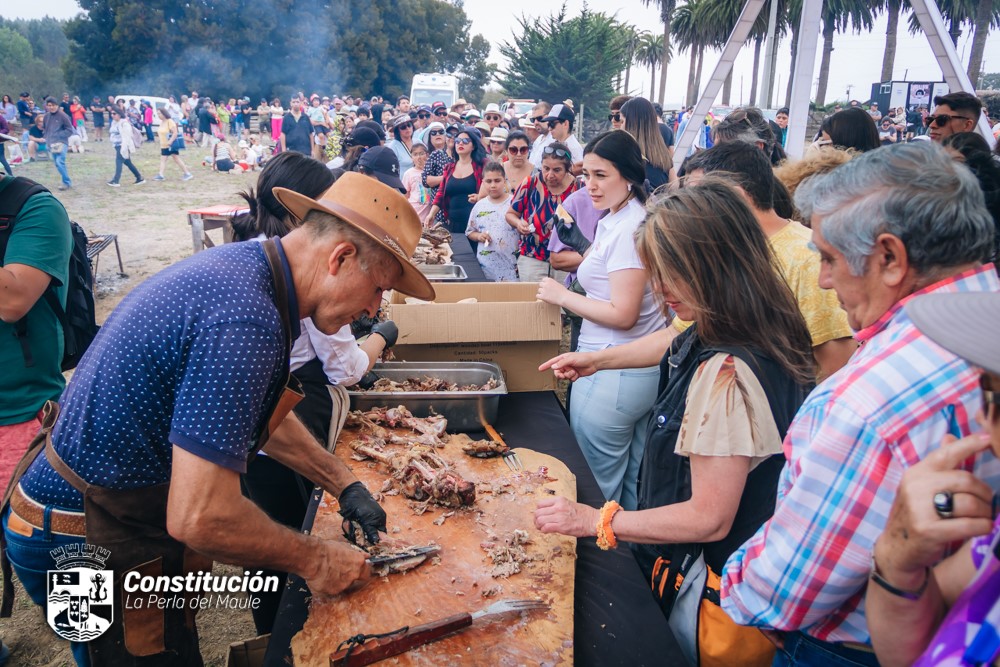 MASIVA CONCURRENCIA EN LA FIESTA DEL CORDERO AL FARO EN LA COMUNA DE CONSTITUCIÓN